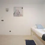 Piso Con Garaje En Gros A Cinco Minutos De La Playa De La Zurriola, Donostia - Apartment