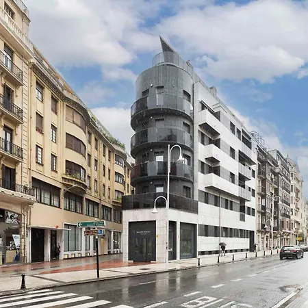 Con Garaje Gratis En Gros, Donostia-san Sebastian アパート サン・セバスティアン