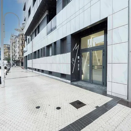 Piso Con Garaje En Gros A Cinco Minutos De La Playa De La Zurriola, Donostia - Σαν Σεμπαστιάν